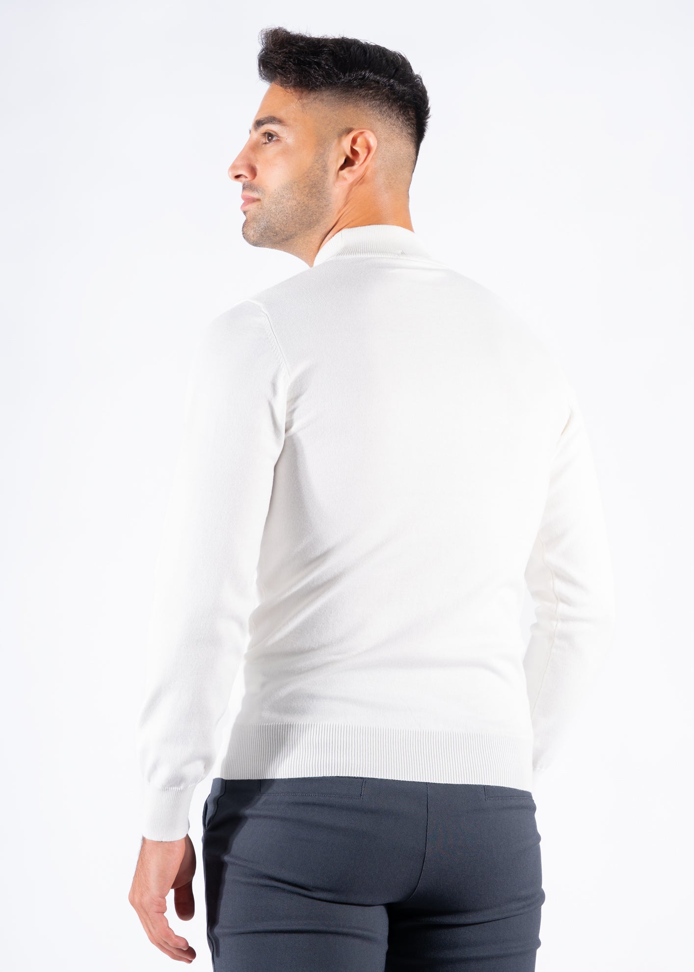 Turtleneck knitwear long sleeve white