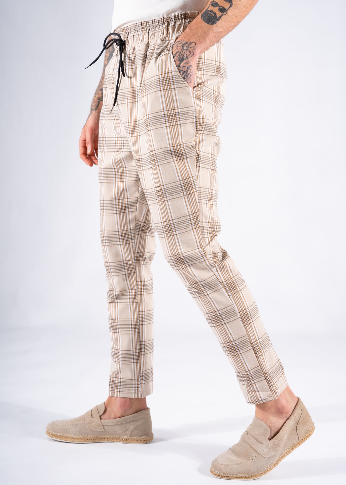 Pantalon super stretch checkered mocha