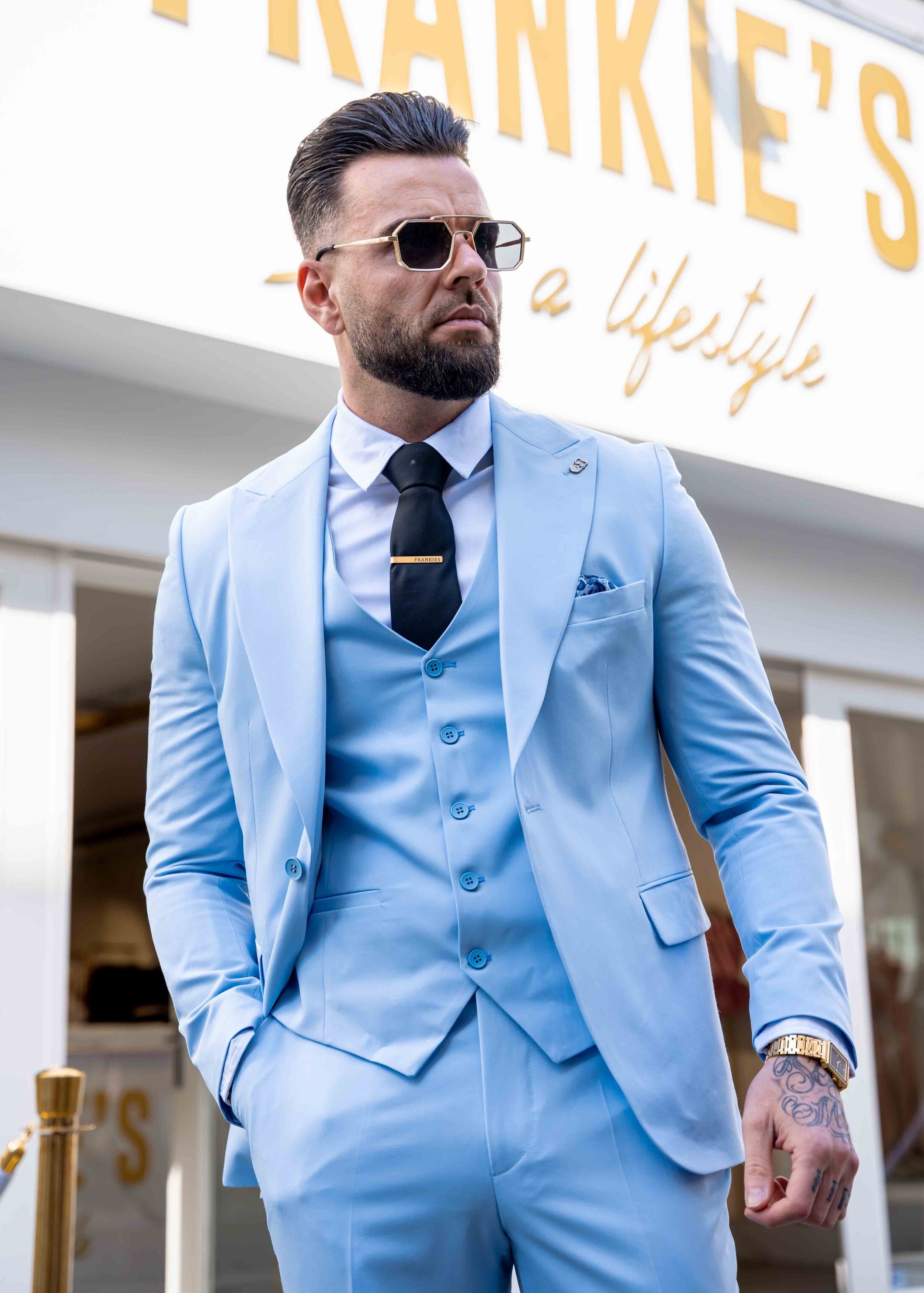 Suit three piece Cayenne light blue